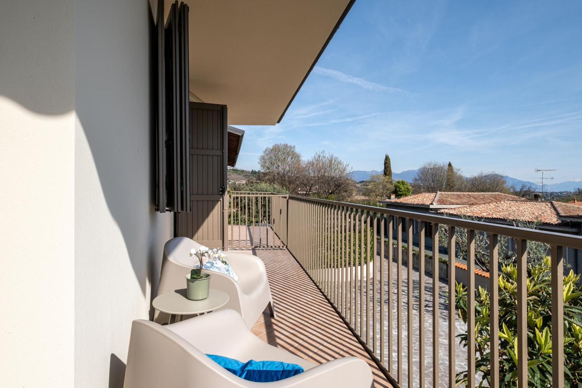 Il Lago Dei Sogni - Stupenda Vista Lago E Colline Barcuzzi Exterior foto